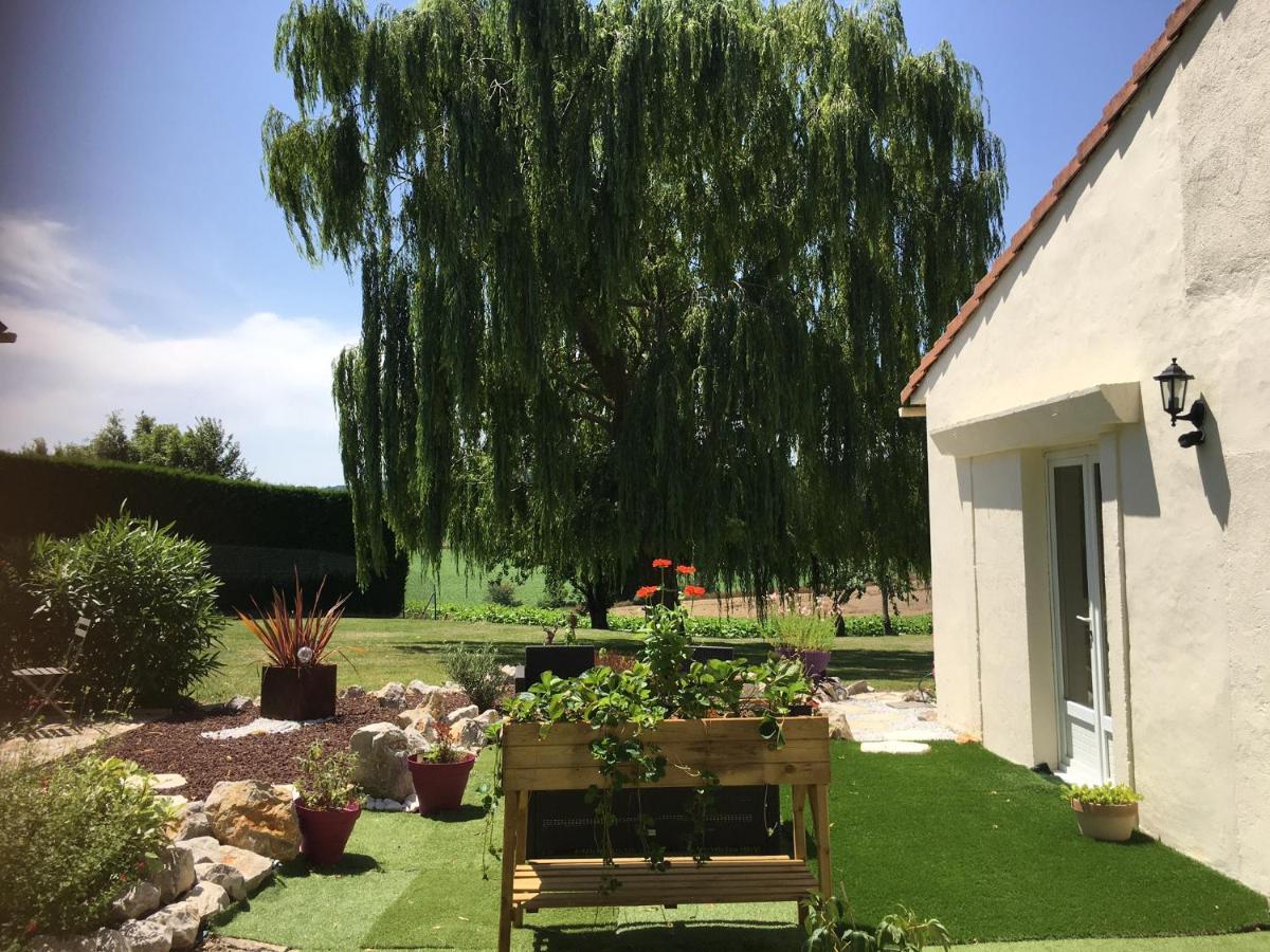 Domaine De La Vigne Bed & Breakfast Cadalen Dış mekan fotoğraf