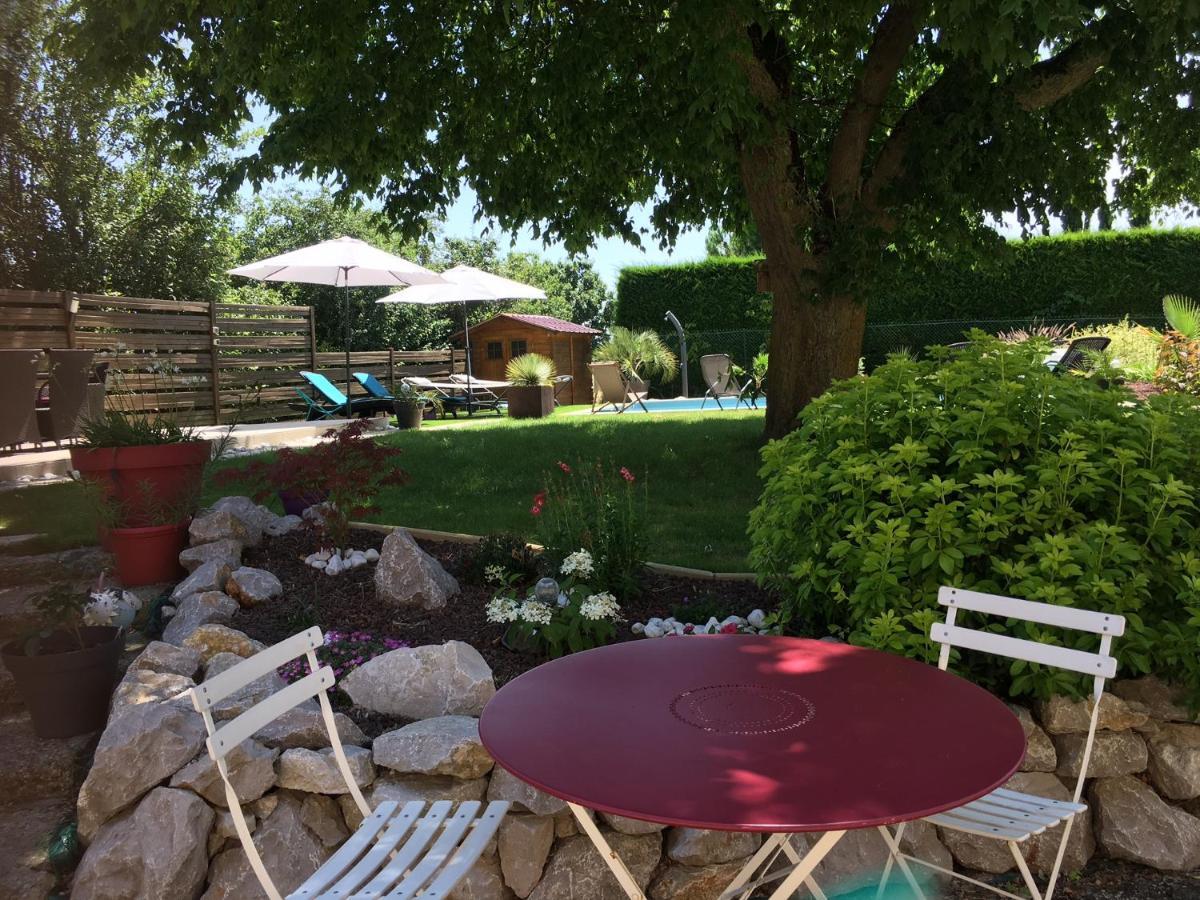 Domaine De La Vigne Bed & Breakfast Cadalen Dış mekan fotoğraf