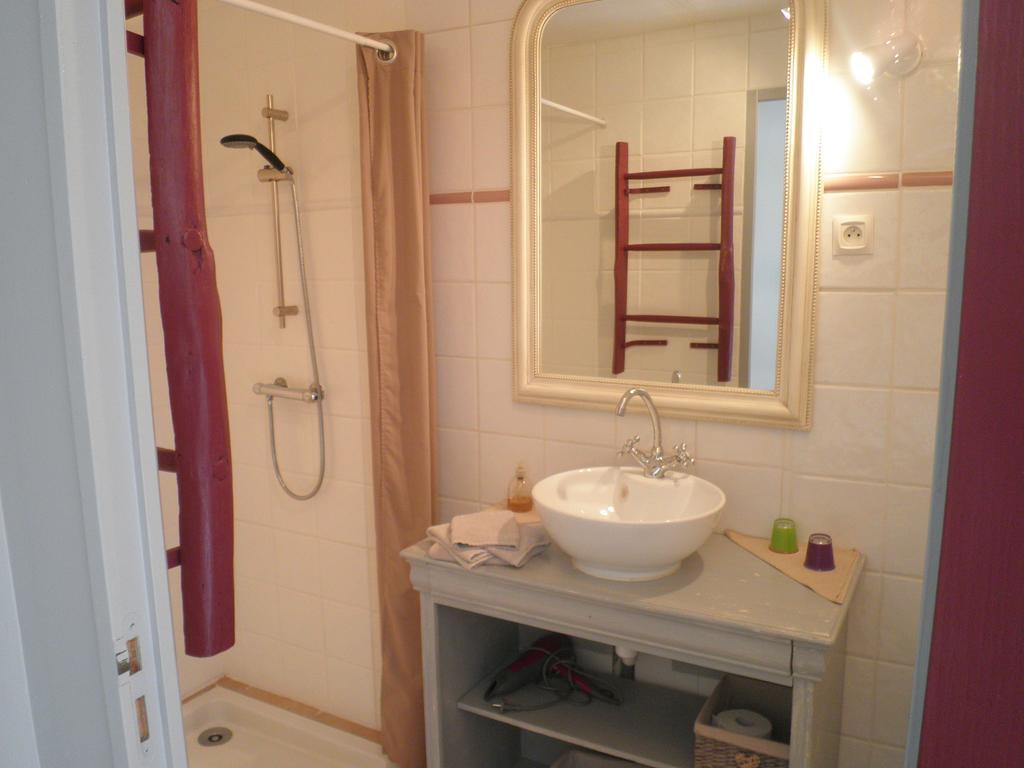 Domaine De La Vigne Bed & Breakfast Cadalen Dış mekan fotoğraf